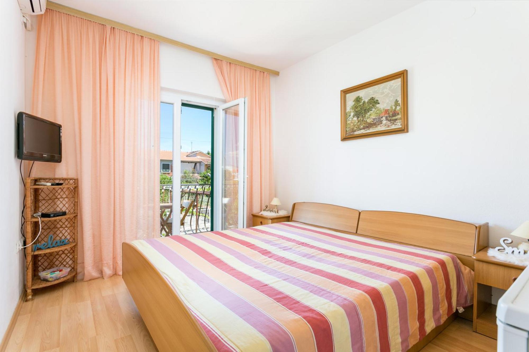 Double Room Supetar 5658D Экстерьер фото